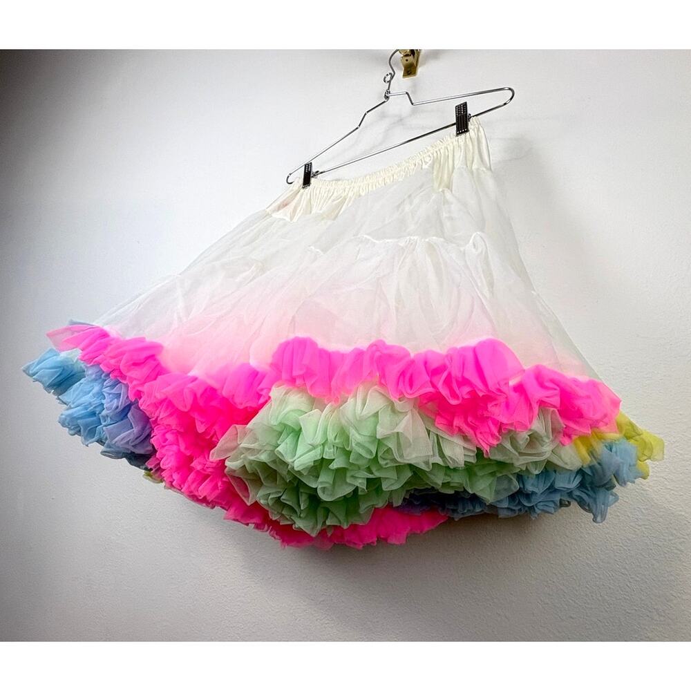 Vintage SAM'S Full Bright Pastel Colors Nylon Ruffle Dance Swing Petticoat M